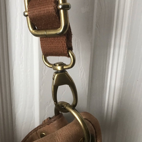 FOSSIL CROSSBODY TAN LEATHER BAG - Picture 4 of 12